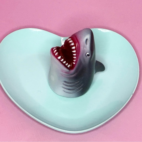 Great White Shark Finger Puppet for festivals and Raves - Picture 2 of 5